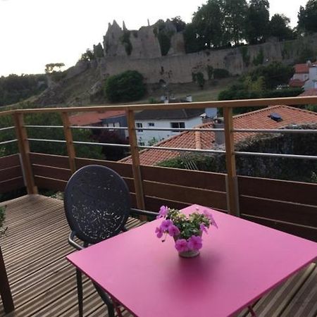 Les 3 Pigeons Hotel Bressuire Buitenkant foto